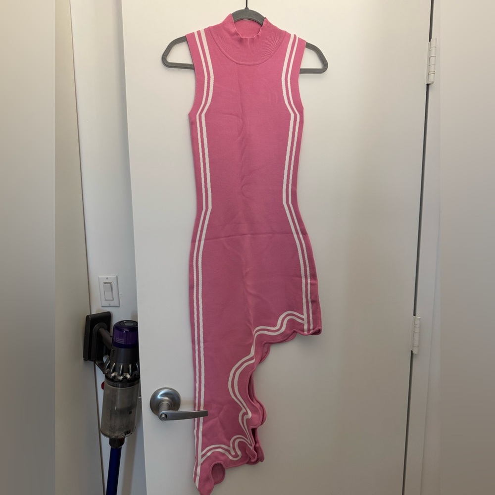 PH5 Pink wavy dress